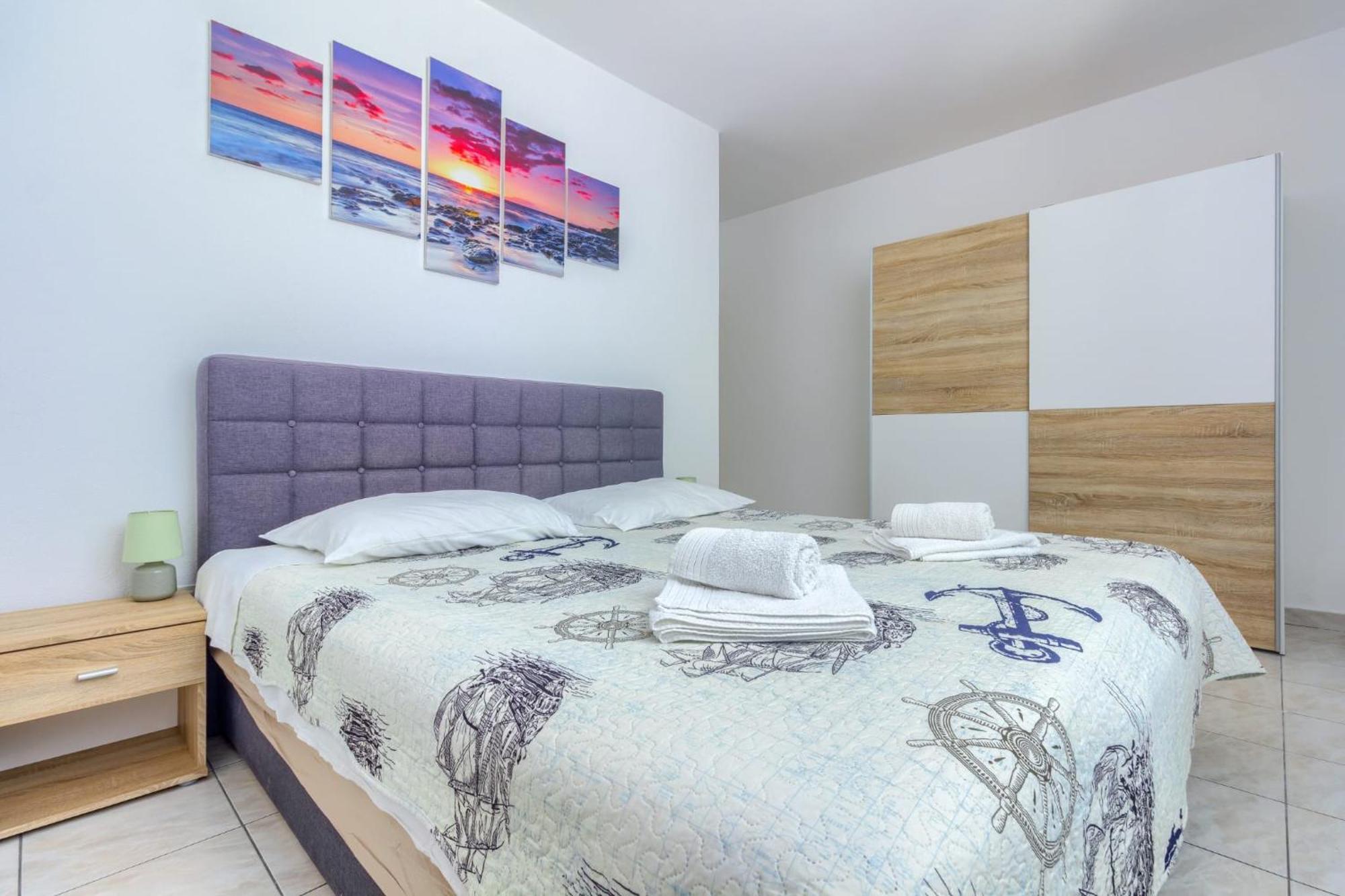 Ann Appartement Marina Buitenkant foto