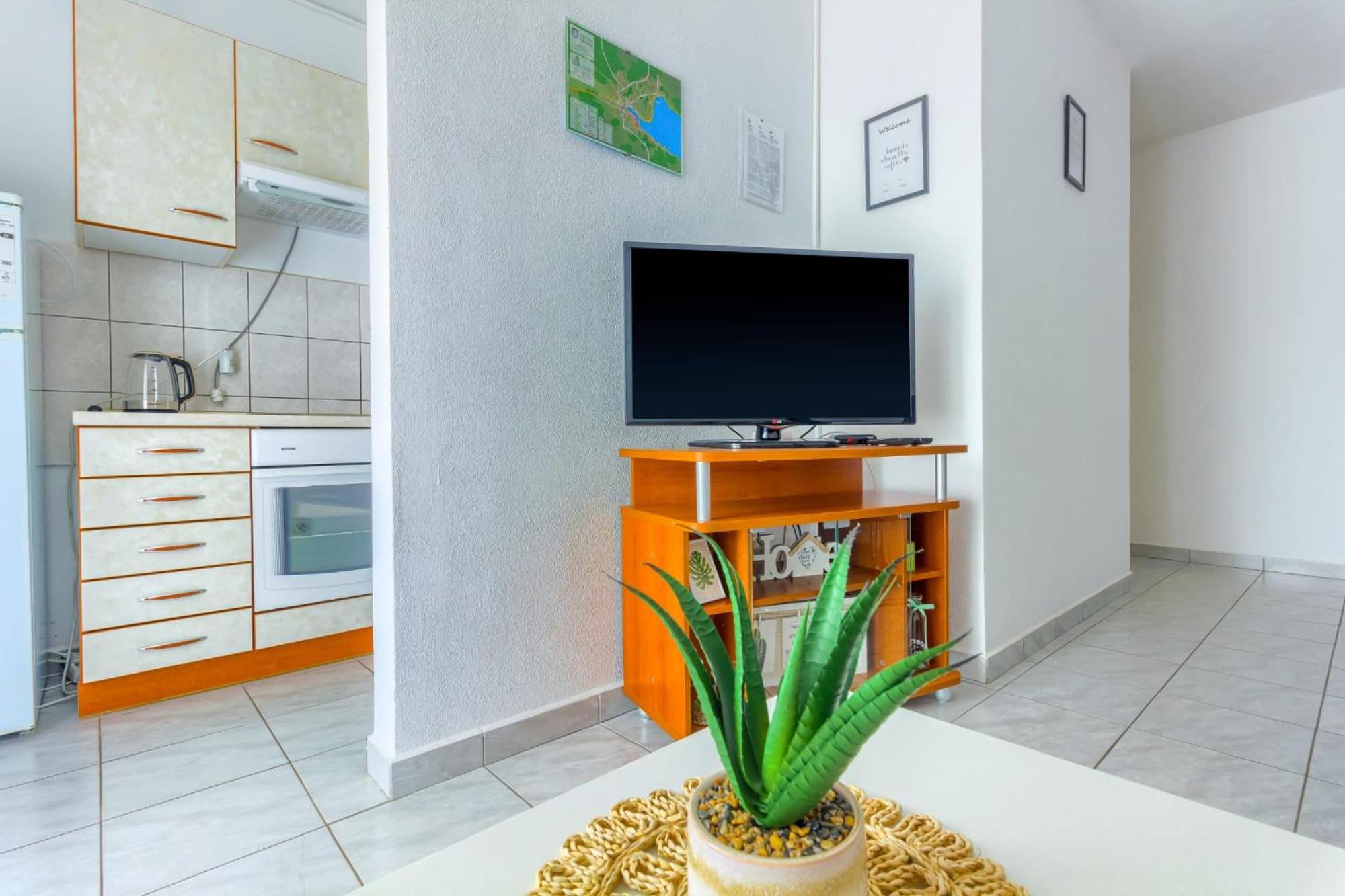 Ann Appartement Marina Buitenkant foto